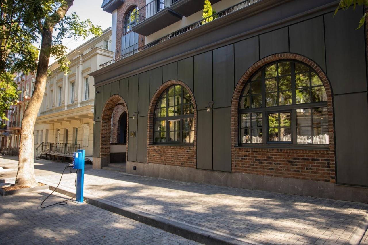 Brik Hotel Odessa Buitenkant foto