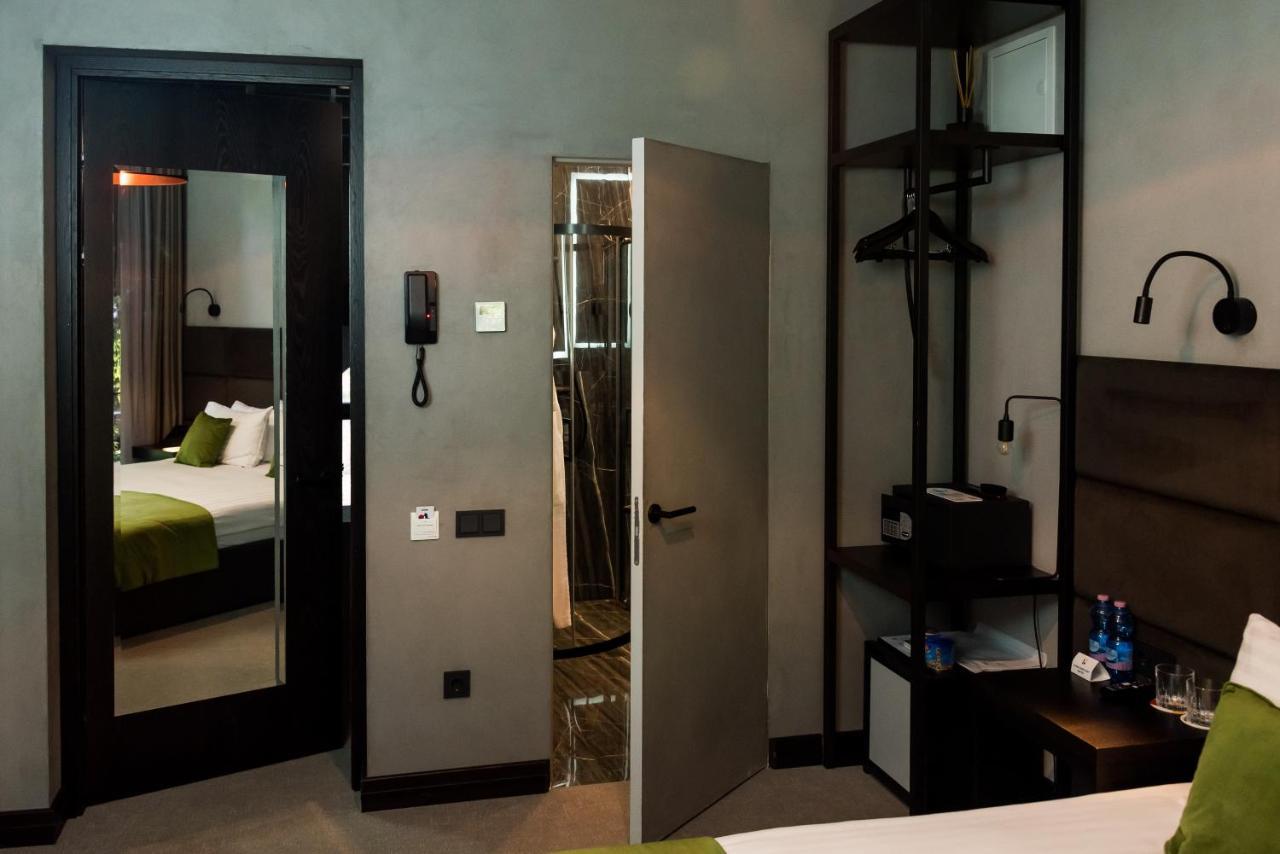 Brik Hotel Odessa Buitenkant foto